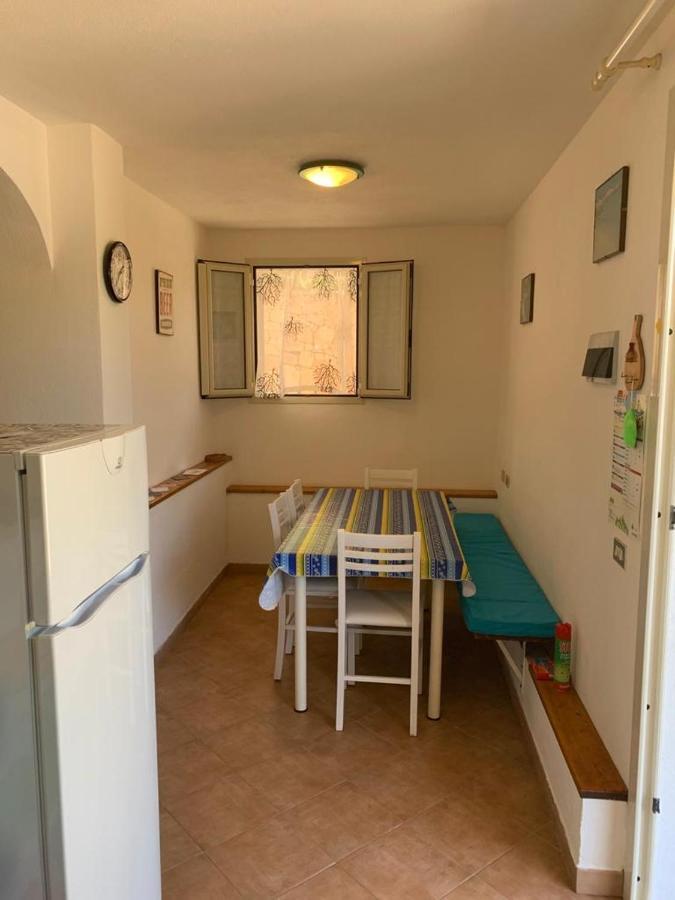 Appartamenti Le Primule Golfo Aranci Exterior foto